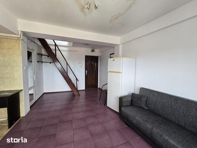 Apartament cu 2 camere în Micro 14