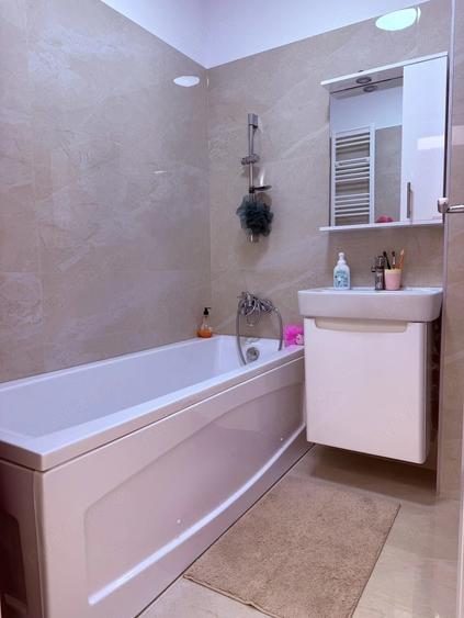 Apartament cu 2 camere semidecomandat în Rahova