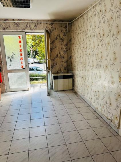 Garsonieră decomandată în Tudor