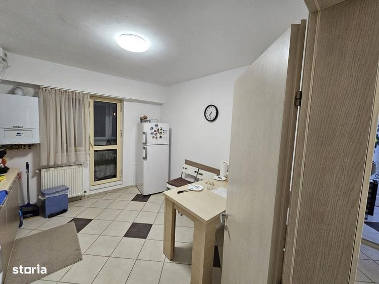 Apartament cu 2 camere decomandat în Basarab