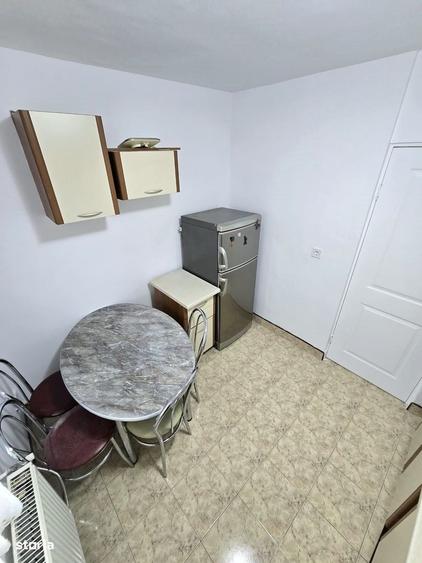 Apartament cu 2 camere decomandat în Micro 17