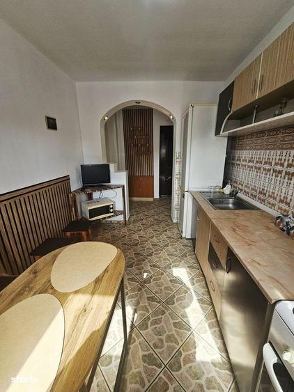 Apartament 2 camere decomandat, mobilat ?i utilat Bld.Bucuresti - 13