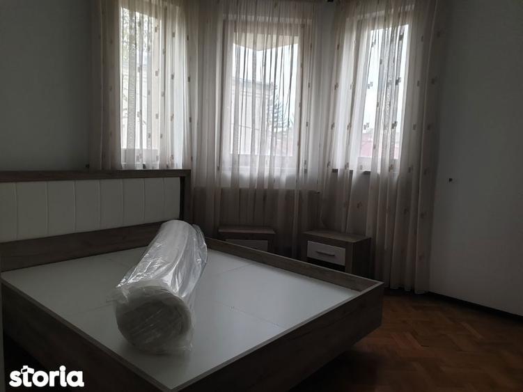 Apartament cu 4 camere în Central