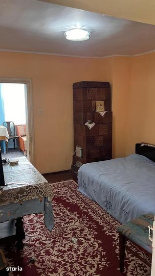 Casă cu 3 camere cu Teren 3200 Mp în Jariștea