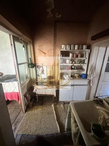 Casă individuală cu 3 camere cu Canalizare în Plopi