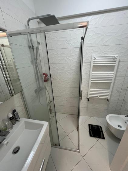Apartament cu 2 camere decomandat, mobilat în Păcurari