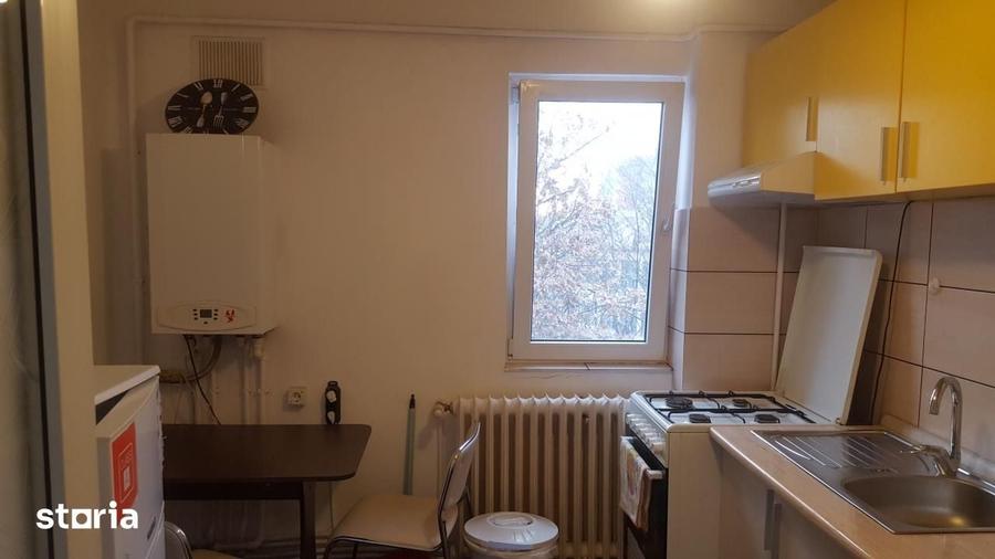 Apartament cu 2 camere în Podu Roș
