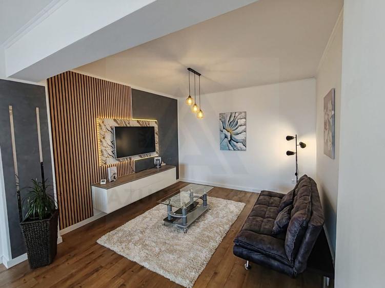 Apartament cu 2 camere decomandat, mobilat în Mihai Viteazul