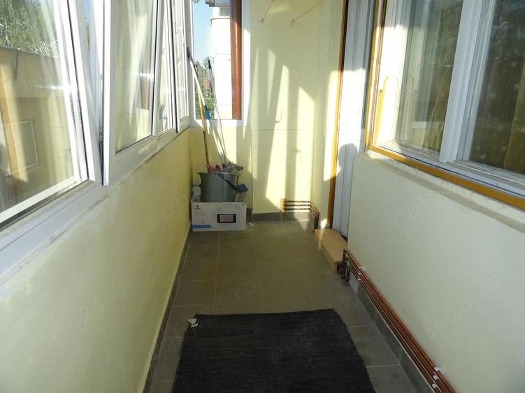 Apartament cu 2 camere semidecomandat în Romanilor