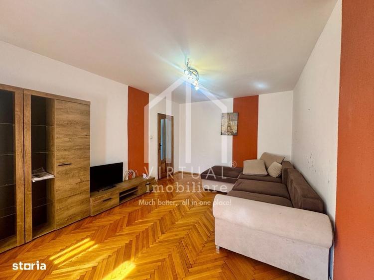 Apartament cu 3 camere decomandat în Sub Arini