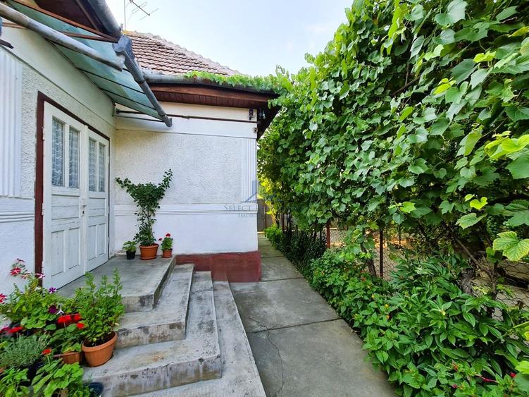 Casă individuală cu 4 camere cu Teren 1500 Mp în Târnăveni