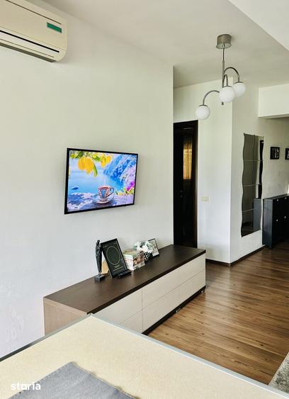 Apartament cu 3 camere în Tei