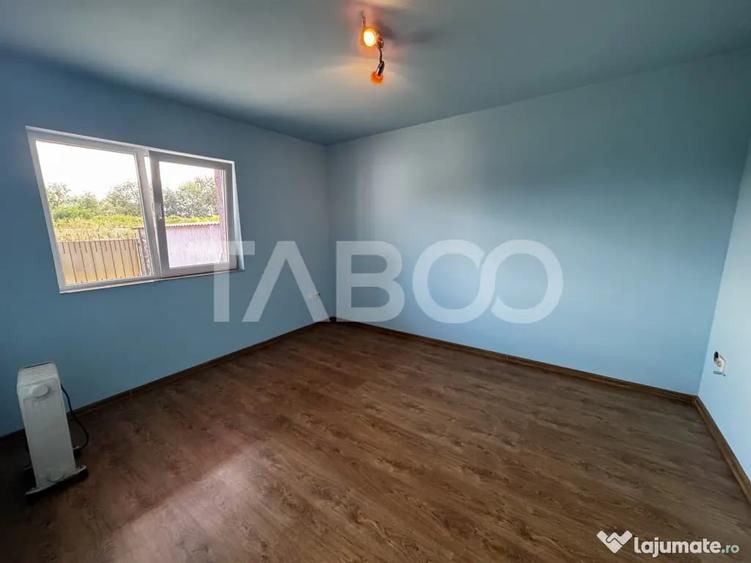 Casă cu 7 camere cu Teren 250 Mp în Central