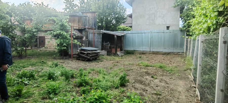 Casă cu 2 camere în Central