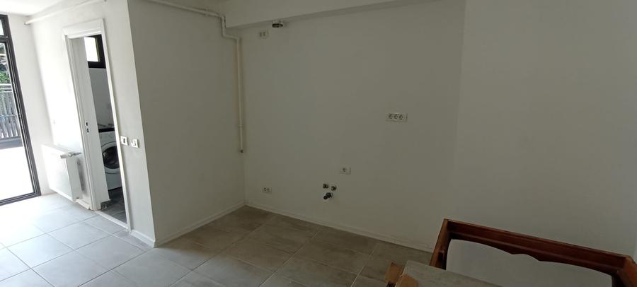 Casa 4 camere singura curte pretabila birouri-firme zona Gara de Nord - 13