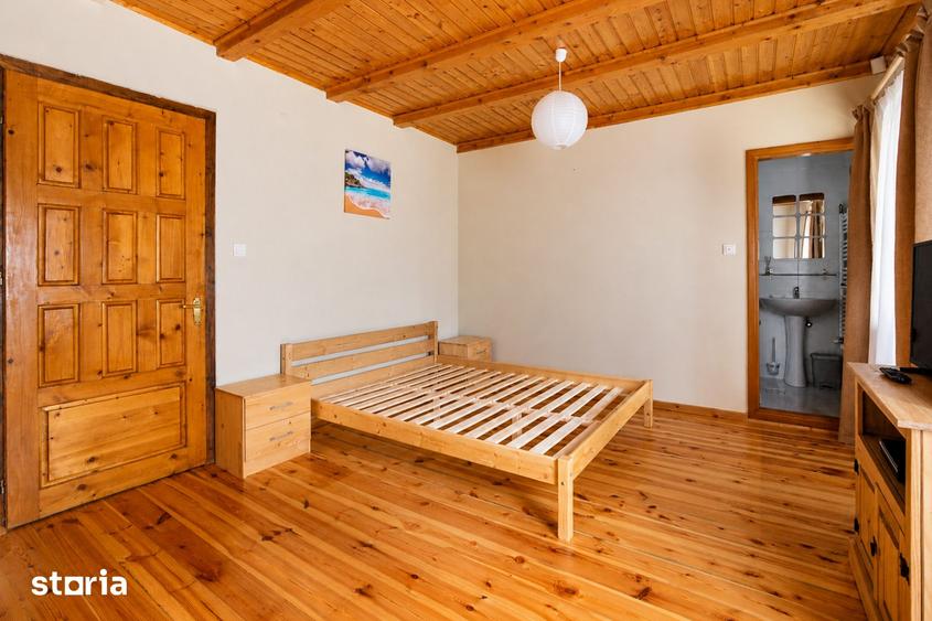 Casă cu 6 camere cu Teren 330 Mp în Opler