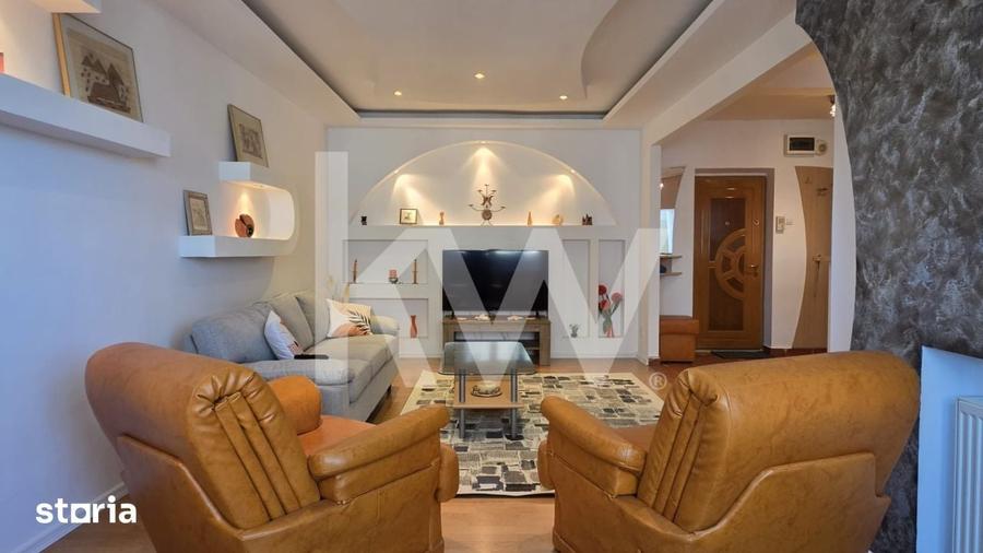 Apartament cu 3 camere decomandat în Central