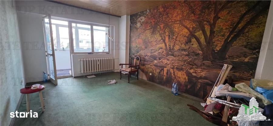 Apartament cu 3 camere decomandat în Clucerului