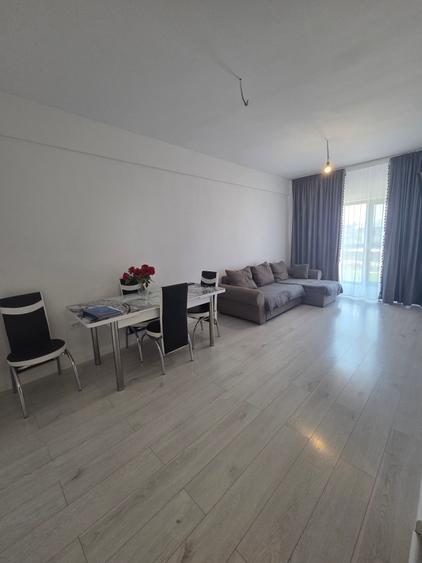 Apartament cu 3 camere decomandat în Bragadiru