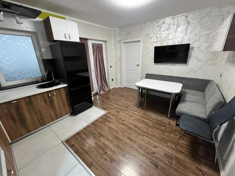 Apartament cu 3 camere decomandat în Grigorescu