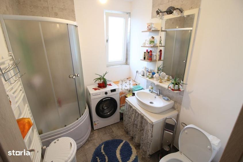 Casă cu 4 camere în Tulucești