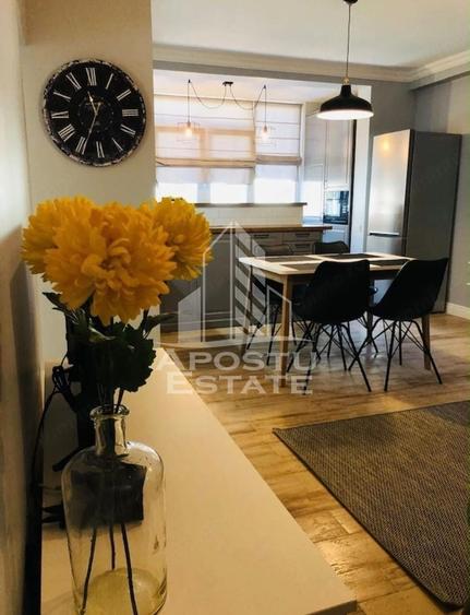 Apartament cu 3 camere semidecomandat în Dumbrăvița