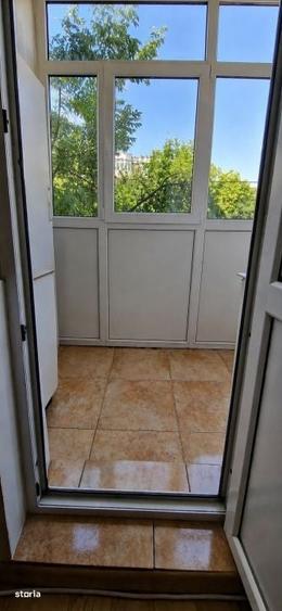 Apartament 3 camere, 67 mp, etaj 1/4, zona Rovine - 2