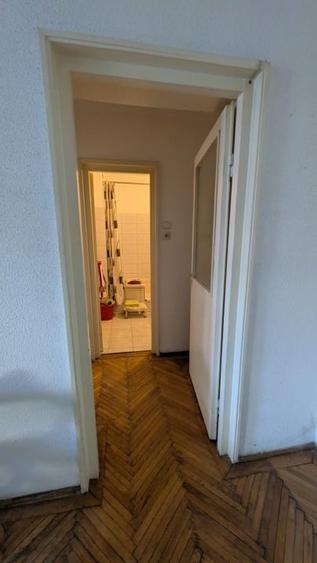 Apartament cu 2 camere semidecomandat, mobilat în Săsar