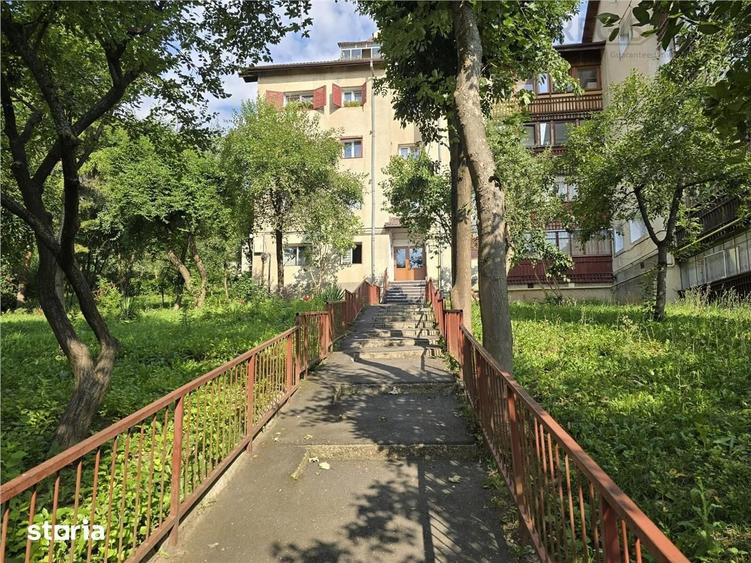 Apartament cu 2 camere decomandat în Valea Cetății