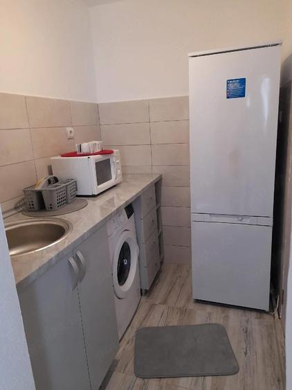 inchiriez apartament cu doua camere - 1