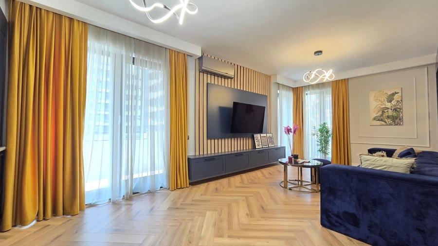 Apartament cu 3 camere decomandat în Pipera