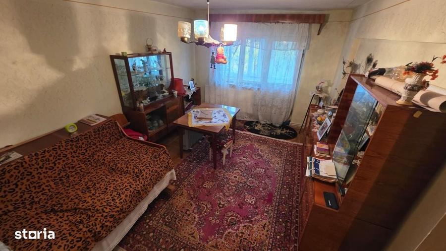 Apartament cu 3 camere decomandat în Ultracentral