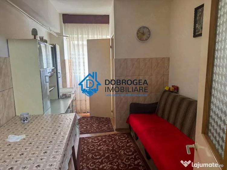 Apartament cu 2 camere decomandat în E3