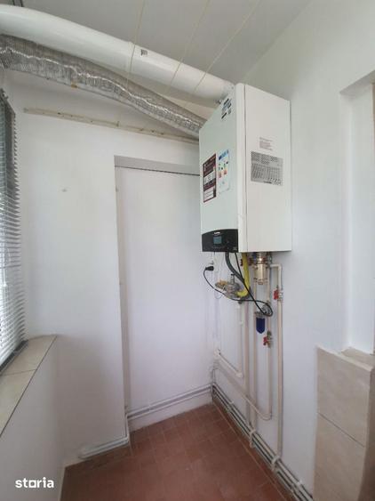 Apartament cu 3 camere decomandat în 9 Mai