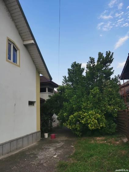Casă cu 4 camere cu Teren 2200 Mp în Central