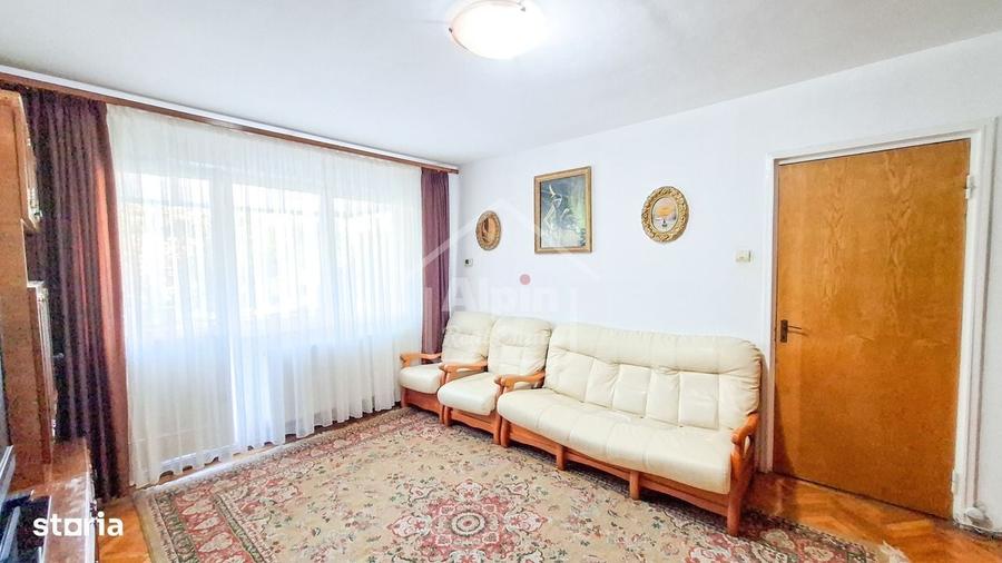 Apartament cu 2 camere semidecomandat în Centrul Civic