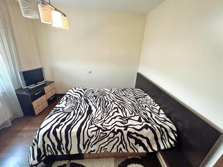 Apartament cu 3 camere decomandat în Cantacuzino