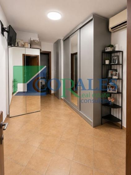 Apartament cu 2 camere decomandat, mobilat în Soarelui