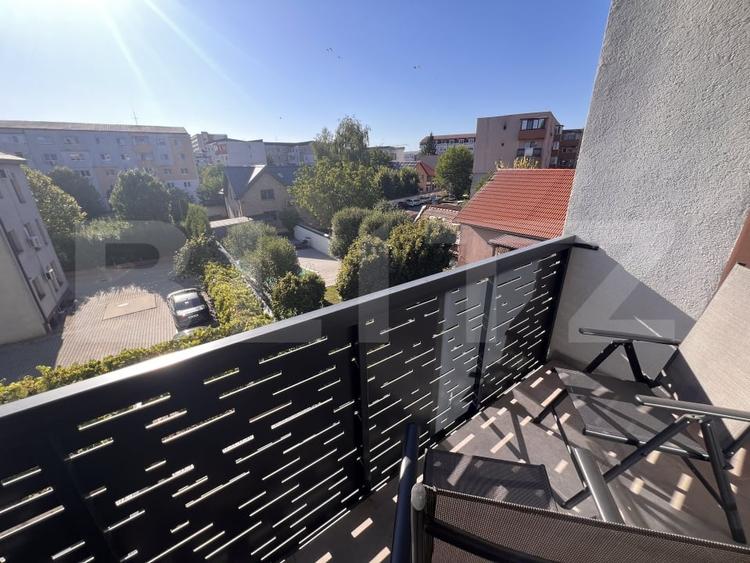 Apartament cu 2 camere semidecomandat, mobilat în Mărăști