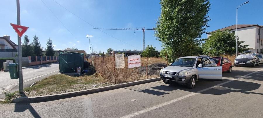 Teren Construcții intravilan de 8000 mp, în Nord-Vest