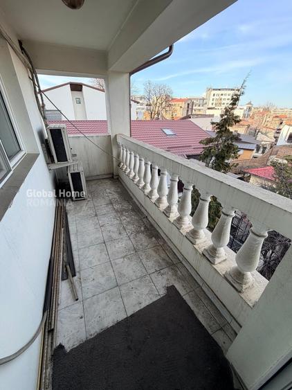 Casă cu 10 camere cu Canalizare în Parcul Carol
