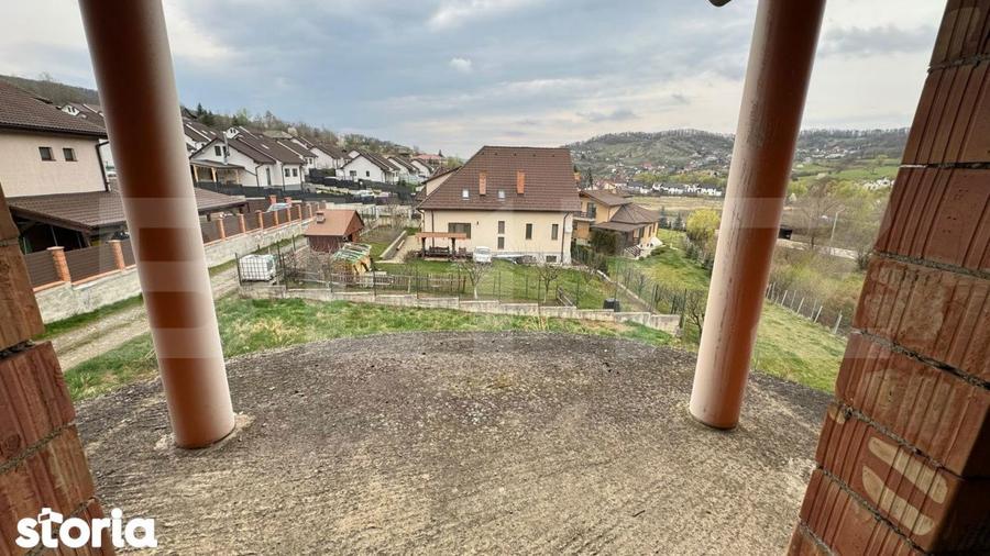 Casa la rosu in zona Valea Ghinzii, cu 900 mp de teren intravilan - 9