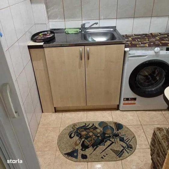 Garsonieră în Micro 17