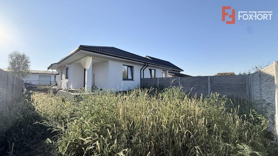 Duplex cu 3 camere cu Teren 250 Mp în Albina