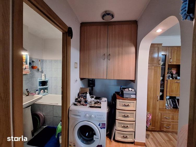 Apartament 2 camere semidecomandate parter,zona Mioritei - 3