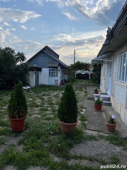 Casă cu 2 camere cu Teren 17.5 Mp în Fălticeni