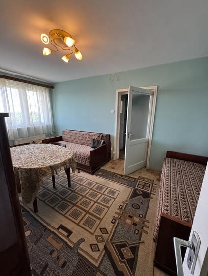 Apartament cu 2 camere semidecomandat în Sud