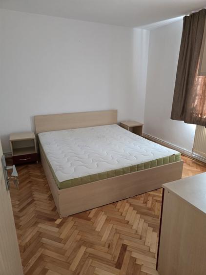 Inchiriez apartament 2 camere - 2