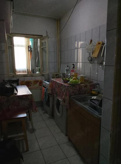 Garsonieră decomandată în Unirii
