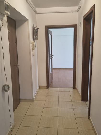 Apartament cu 2 camere decomandat în Tomis II
